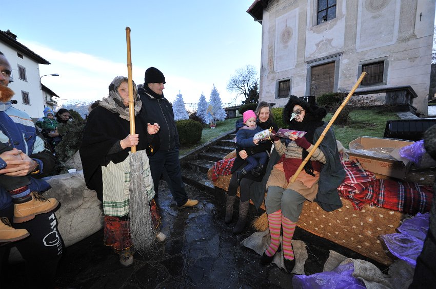 035 La Befana in Grimoldo a Oltre il Colle.JPG